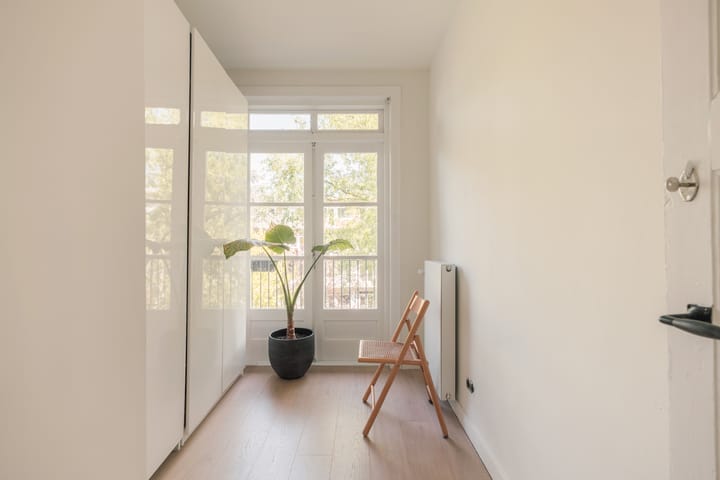 Photo 17 of Witte de Withstraat 148-2