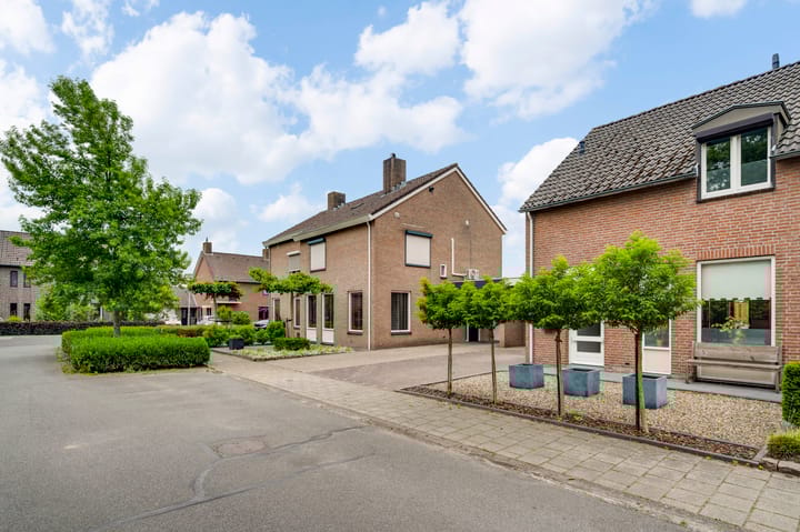 Foto 35 van Leeuwebekstraat 5