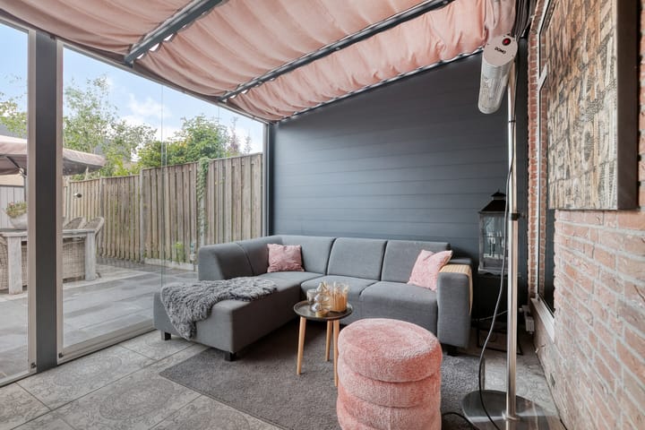 Foto 8 van Bloesemhof 16