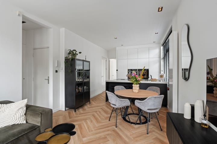 Foto 13 van Frederik Hendrikstraat 22-1