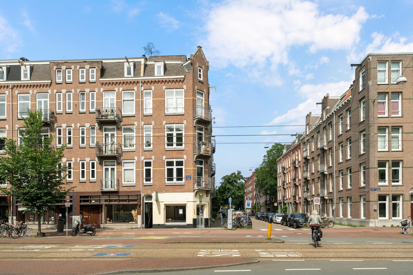 Foto 29 van Frederik Hendrikstraat 22-1