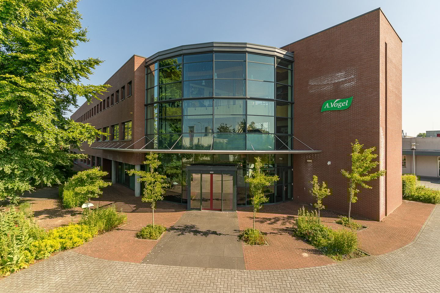 View photo 1 of J.P. Broekhovenstraat 16