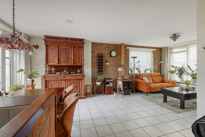 Photo 24 of Hoofdstraat 88