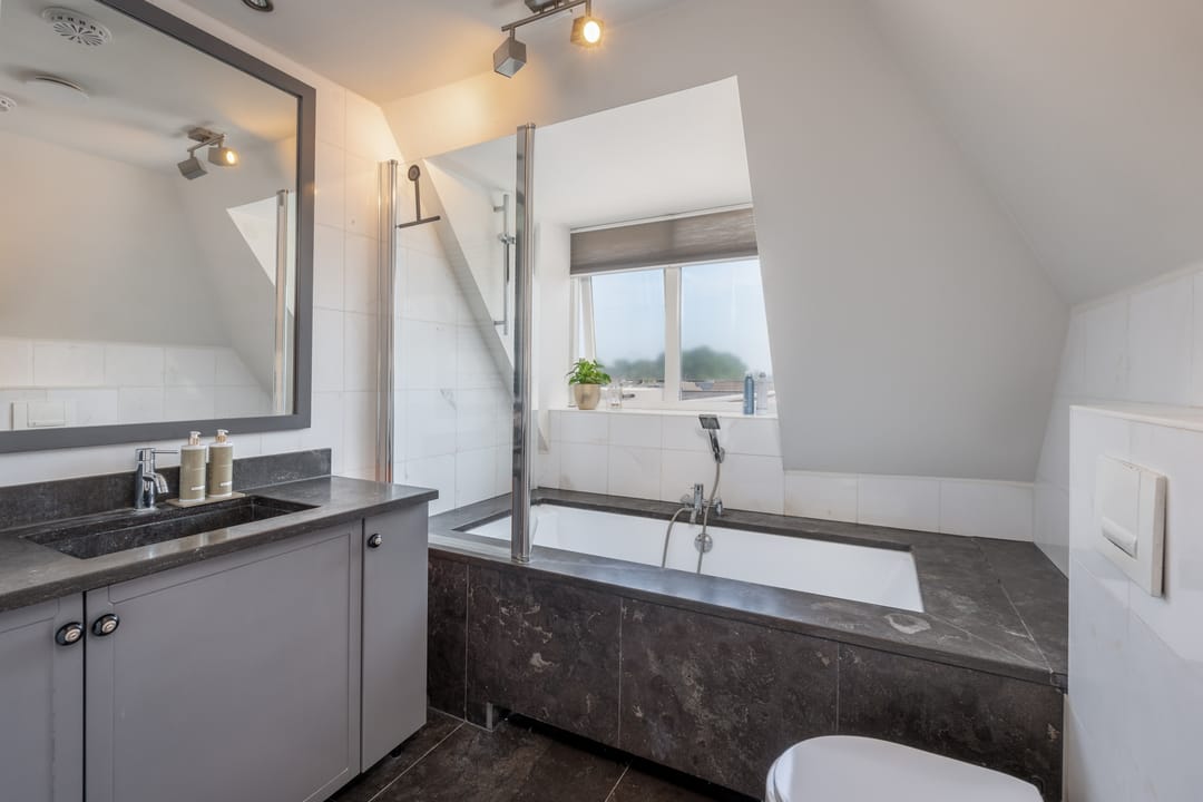 Photo 16 of Dorpsstraat 115-C