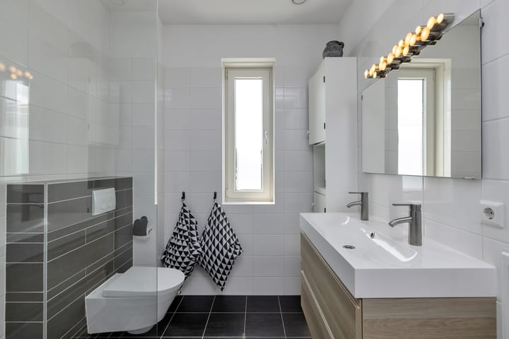 Foto 3 van Reine Victoriaweg 9