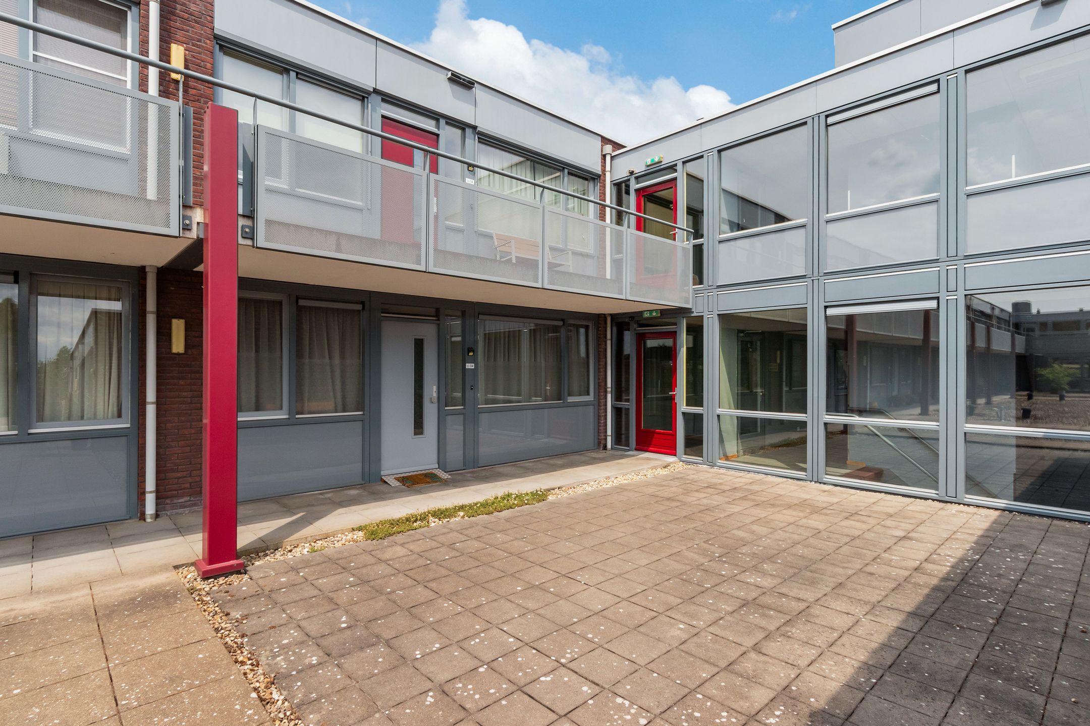 Photo 3 of Zuidsingel 52-04