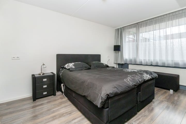 Foto 12 van Zuidsingel 52-04