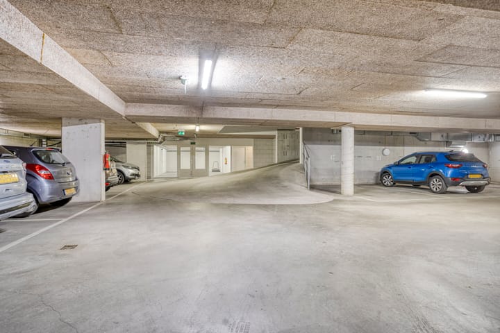 Foto 16 van Van Echtenstraat 13