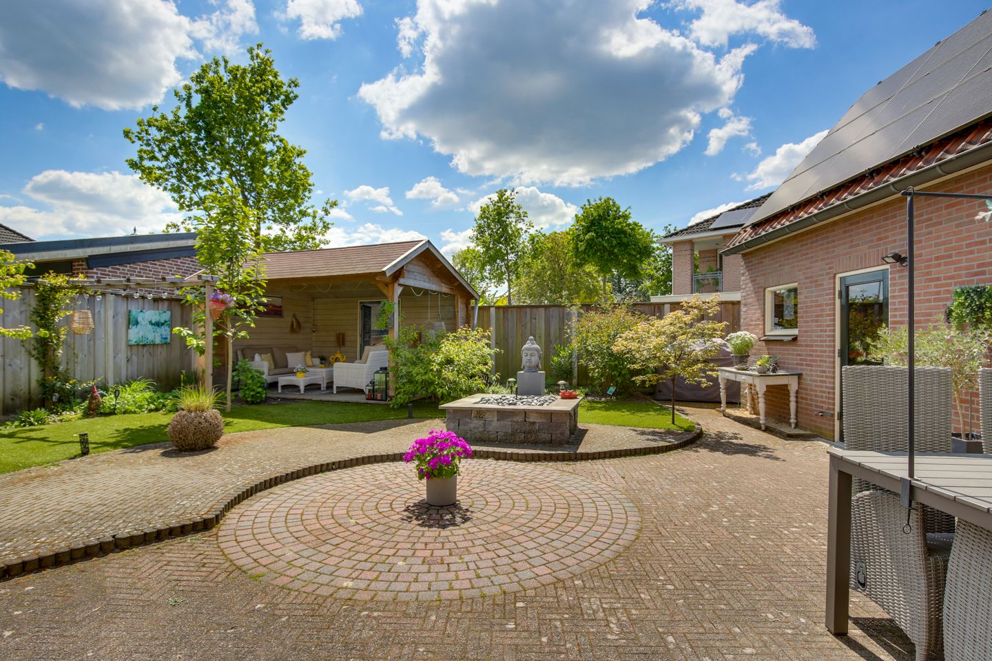 Foto 3 van Larenseweg 7