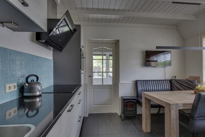 Foto 15 van Larenseweg 7