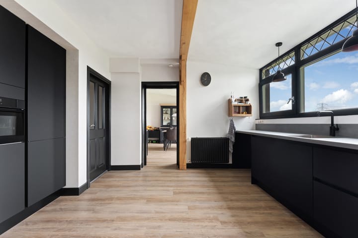 Foto 23 van Matena 24