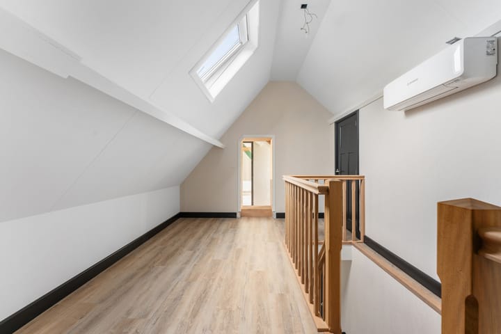 Foto 30 van Matena 24