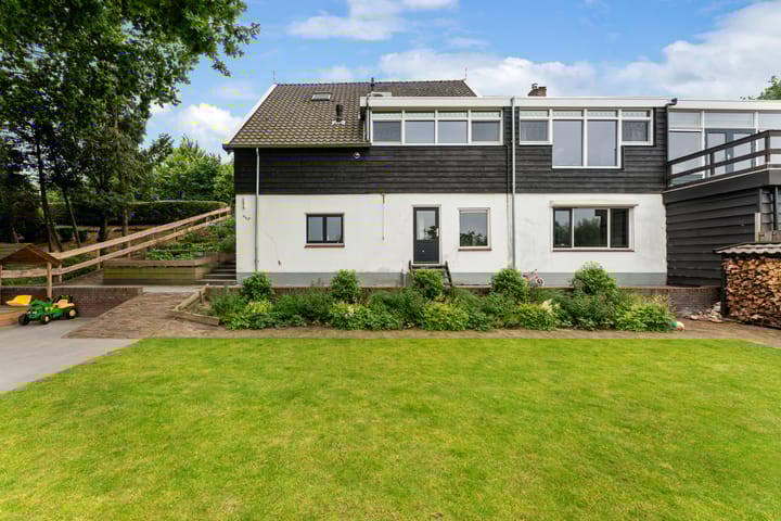 Foto 57 van Matena 24