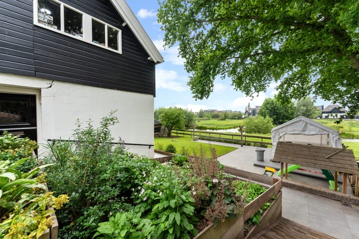 Foto 63 van Matena 24