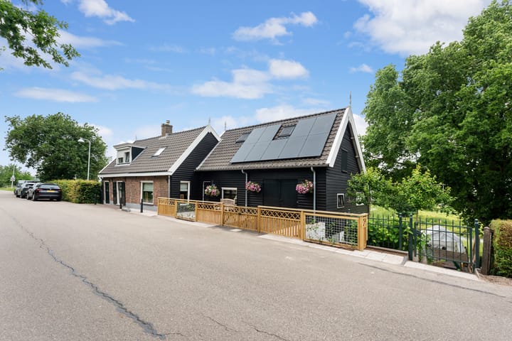 Foto 65 van Matena 24