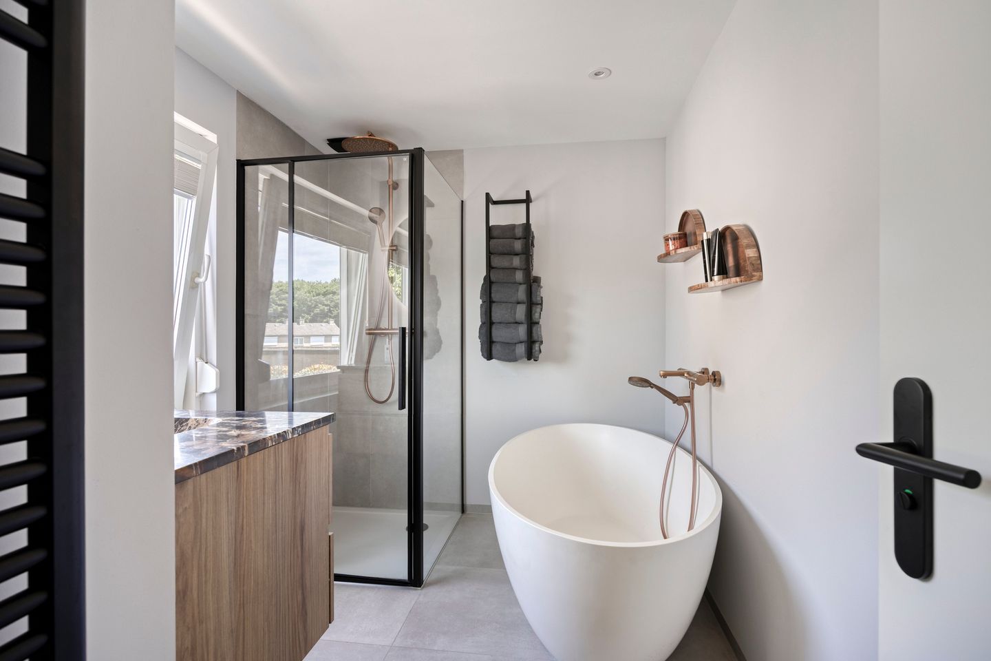 Foto 4 van Gouverneur Houbenstraat 11