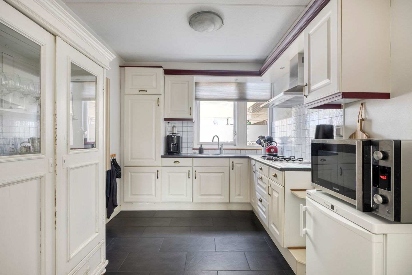 Photo 10 of Robijnstraat 4