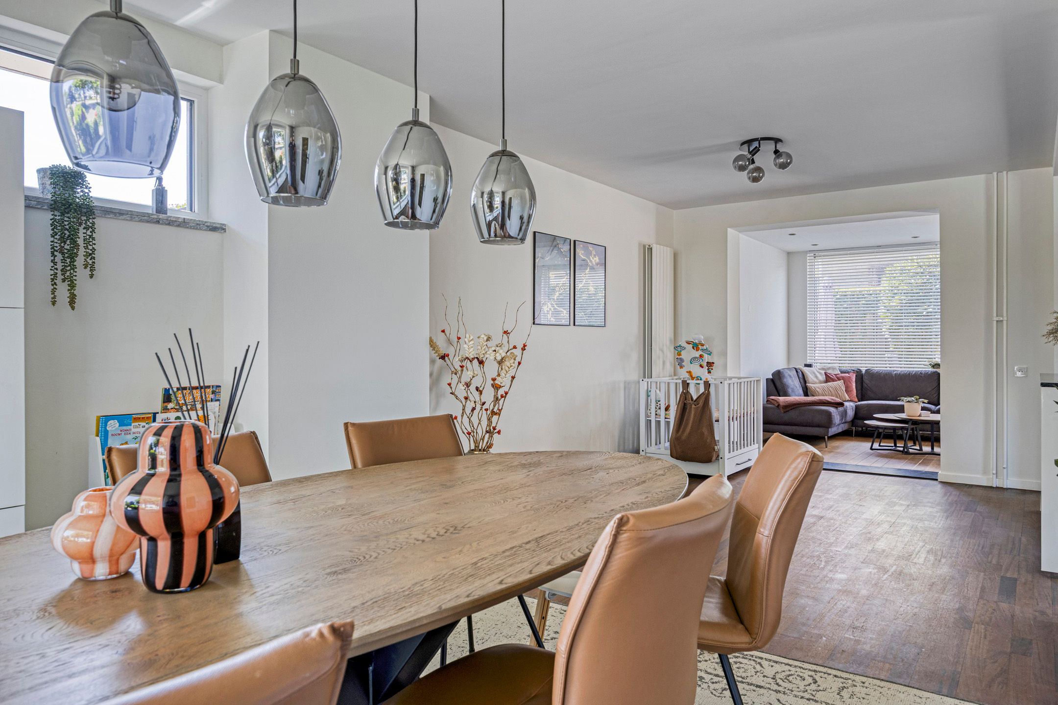 Foto 9 van Gouverneur Houbenstraat 11