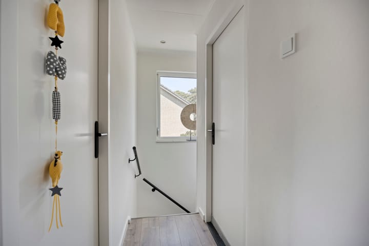 Foto 12 van Gouverneur Houbenstraat 11