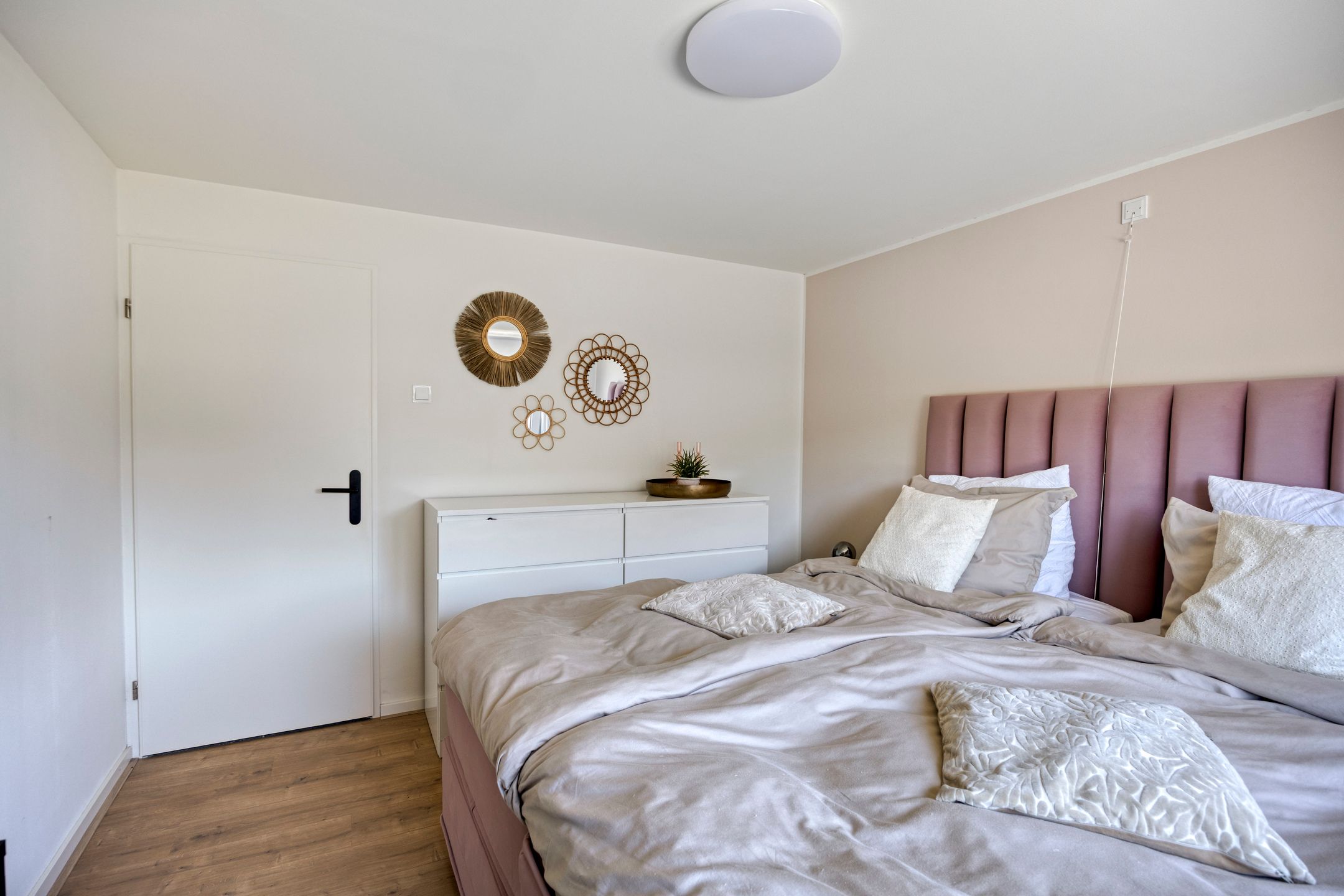 Foto 18 van Gouverneur Houbenstraat 11