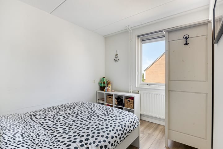 Foto 18 van Robijnstraat 4