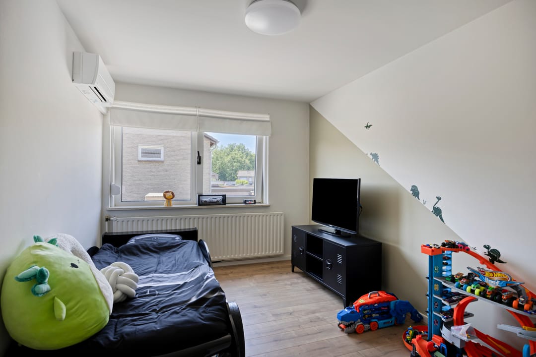 Foto 22 van Gouverneur Houbenstraat 11