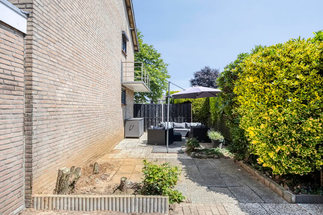 Foto 26 van Gouverneur Houbenstraat 11