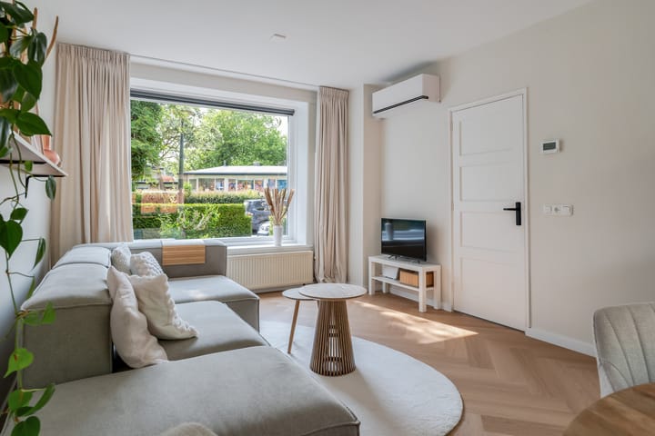 Photo 8 of Sweelinckstraat 67