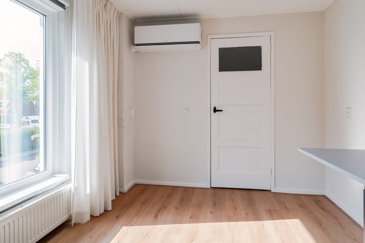 Photo 28 of Sweelinckstraat 67