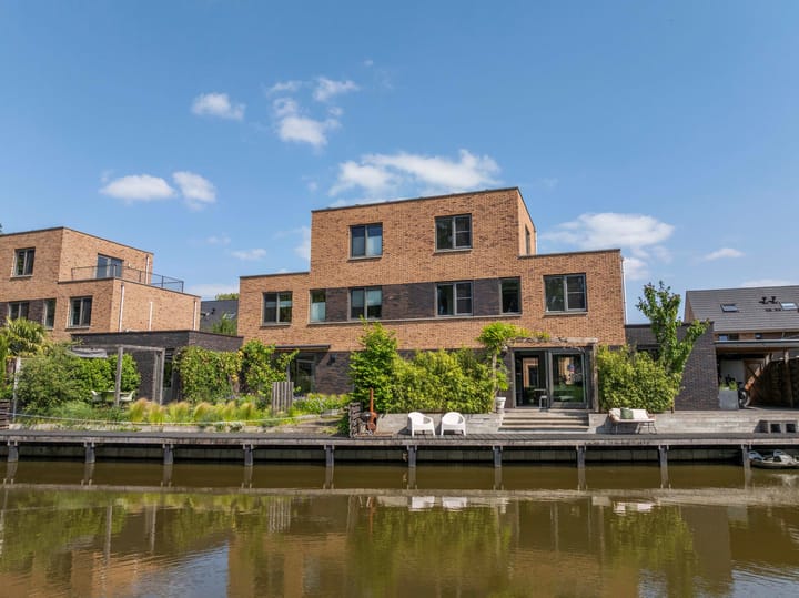 Foto 1 van Lakméstraat 3