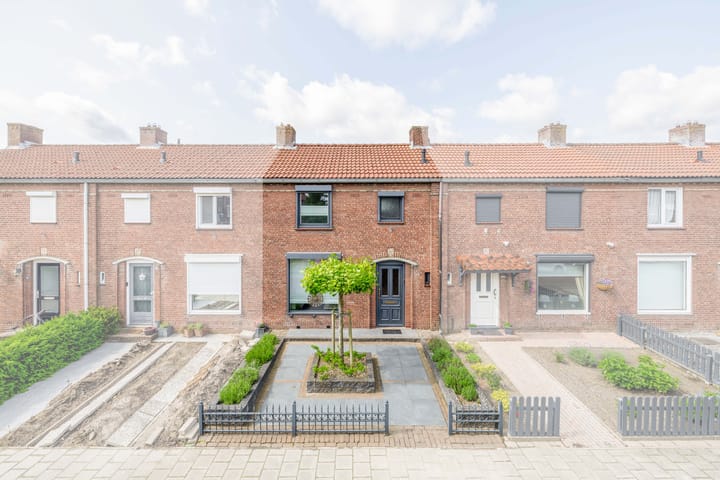 van Kleefstraat 8