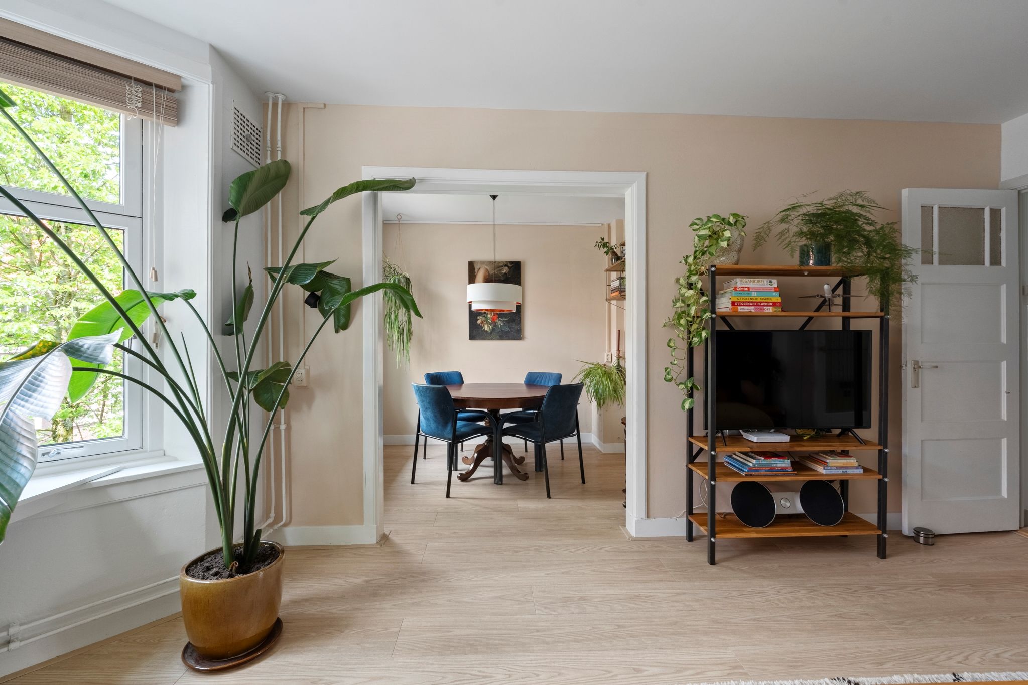 Foto 6 van Leiduinstraat 17-2