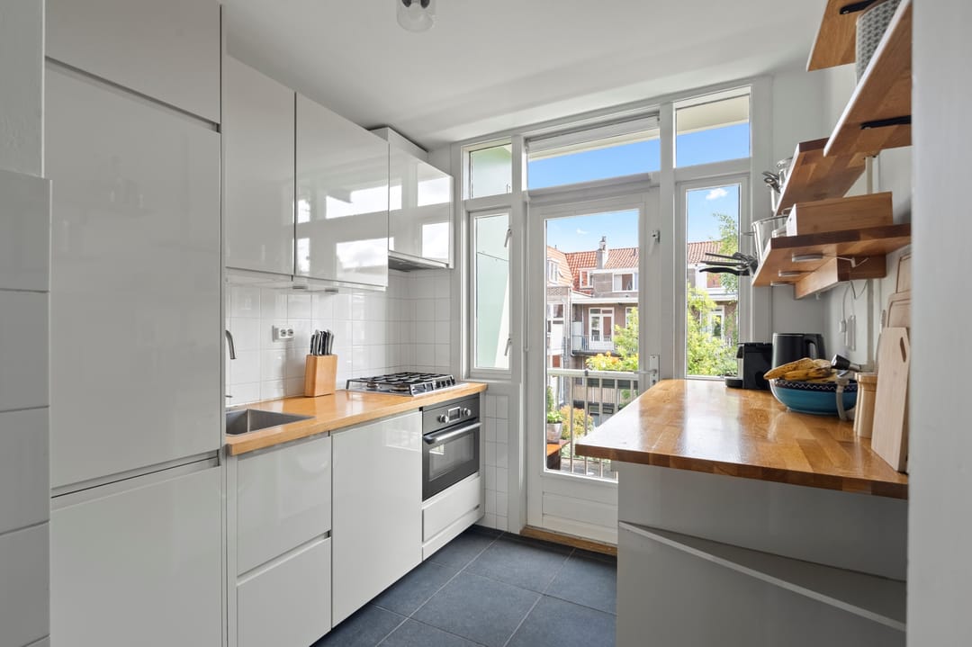 Foto 13 van Leiduinstraat 17-2