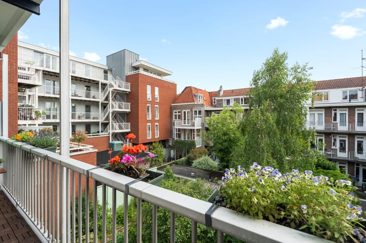 Foto 19 van Leiduinstraat 17-2