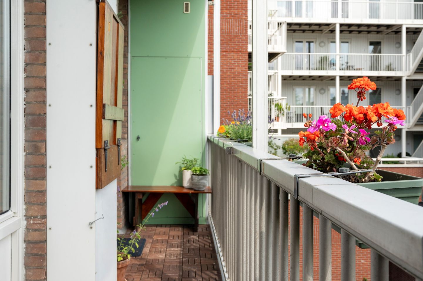 Foto 20 van Leiduinstraat 17-2