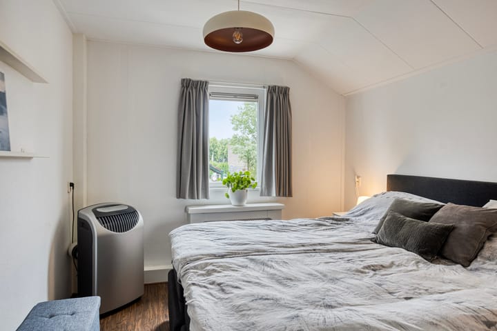 Foto 15 van Zwaluwstraat 151