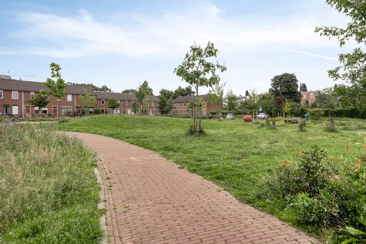 Foto 29 van Zwaluwstraat 151