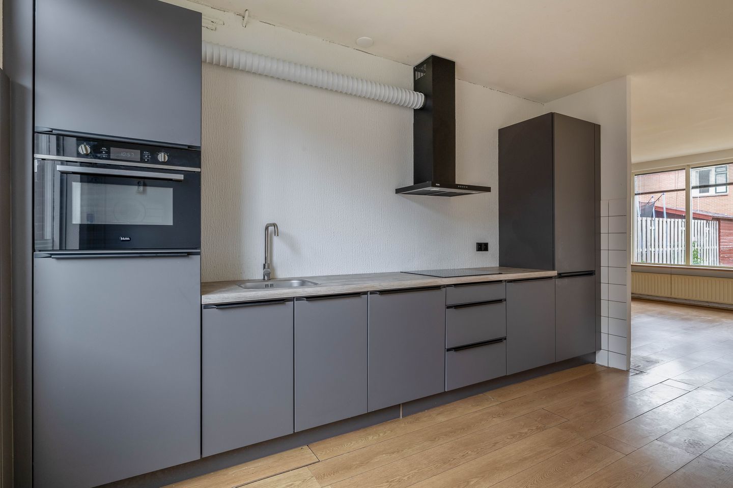 Photo 14 of Atlas 28