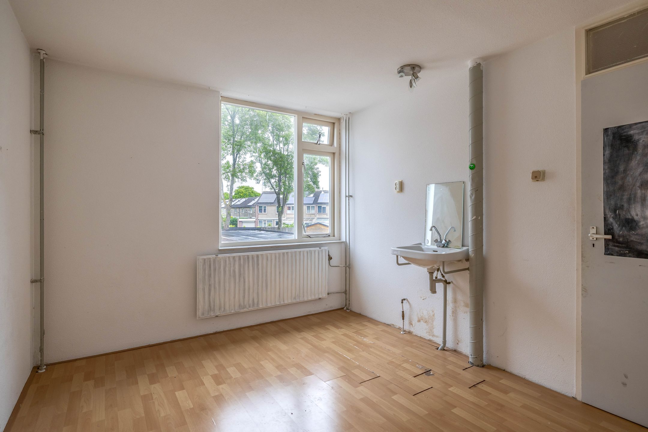 Photo 18 of Atlas 28