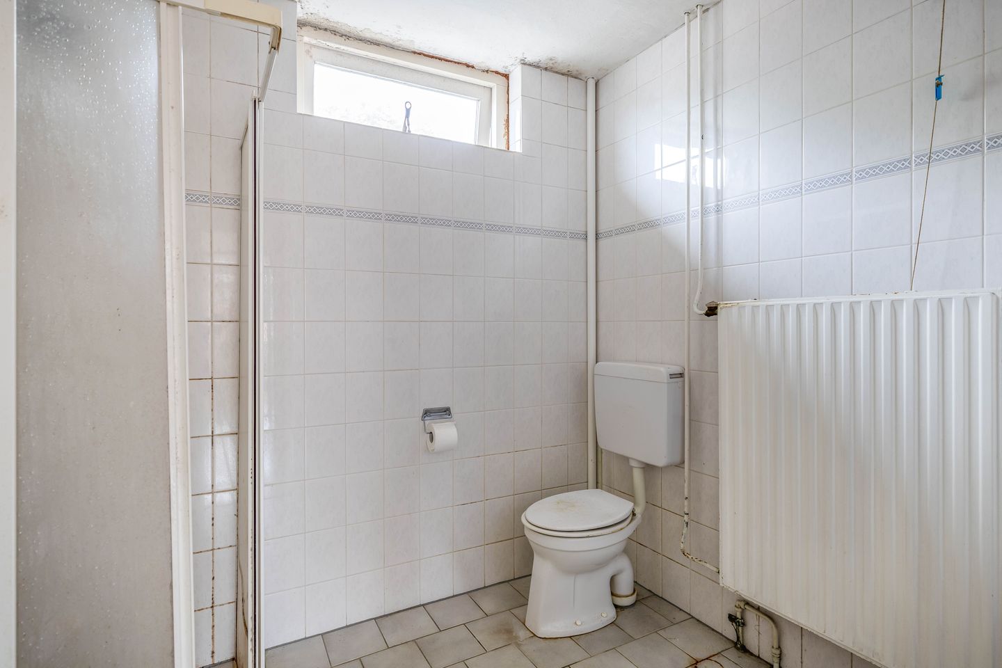 Photo 20 of Atlas 28