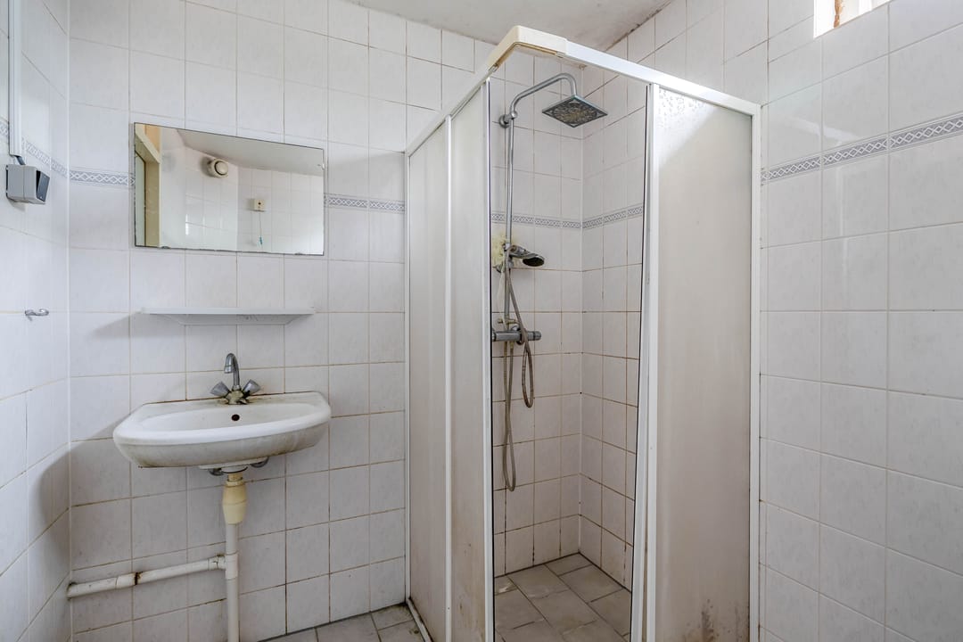 Photo 22 of Atlas 28