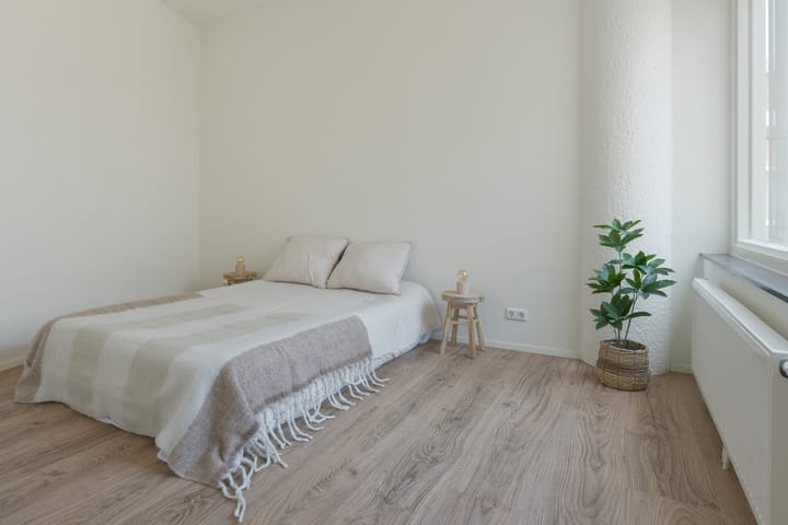 Photo 11 of Nobelstraat 19-A20