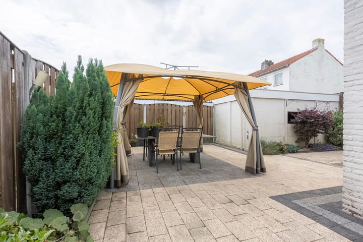 Foto 14 van St.Corneliusstraat 31