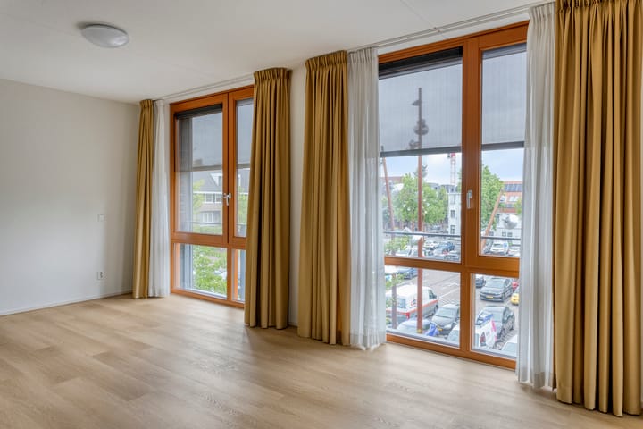 Foto 13 van Oranjeplein 17