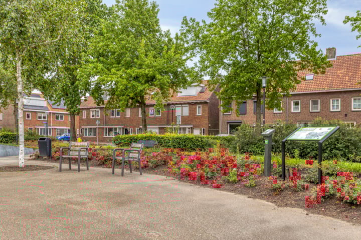 Foto 37 van Oranjeplein 17