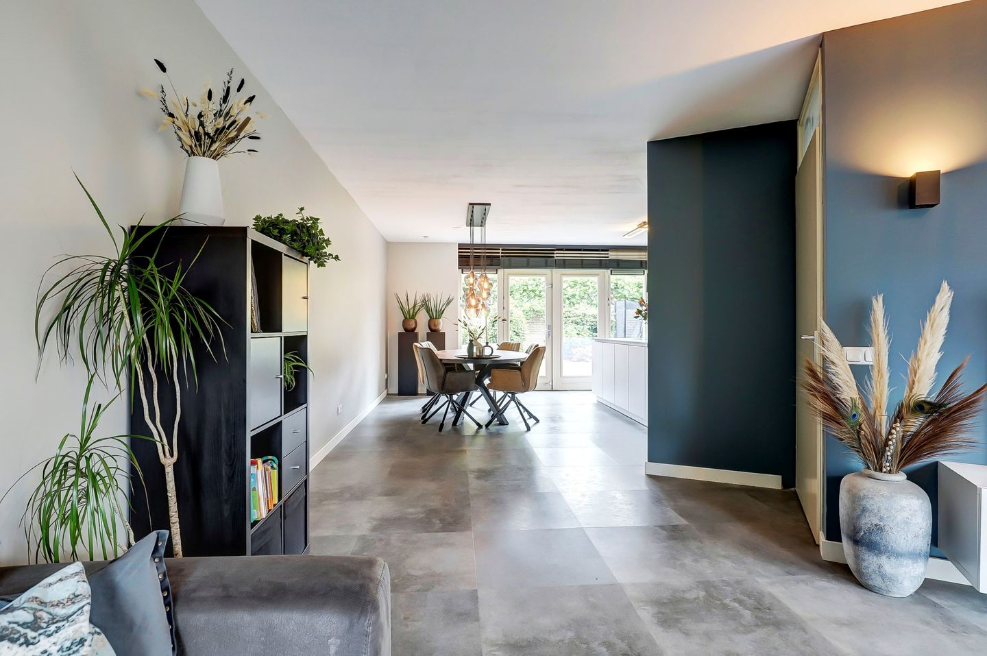 Photo 10 of Akelei 17