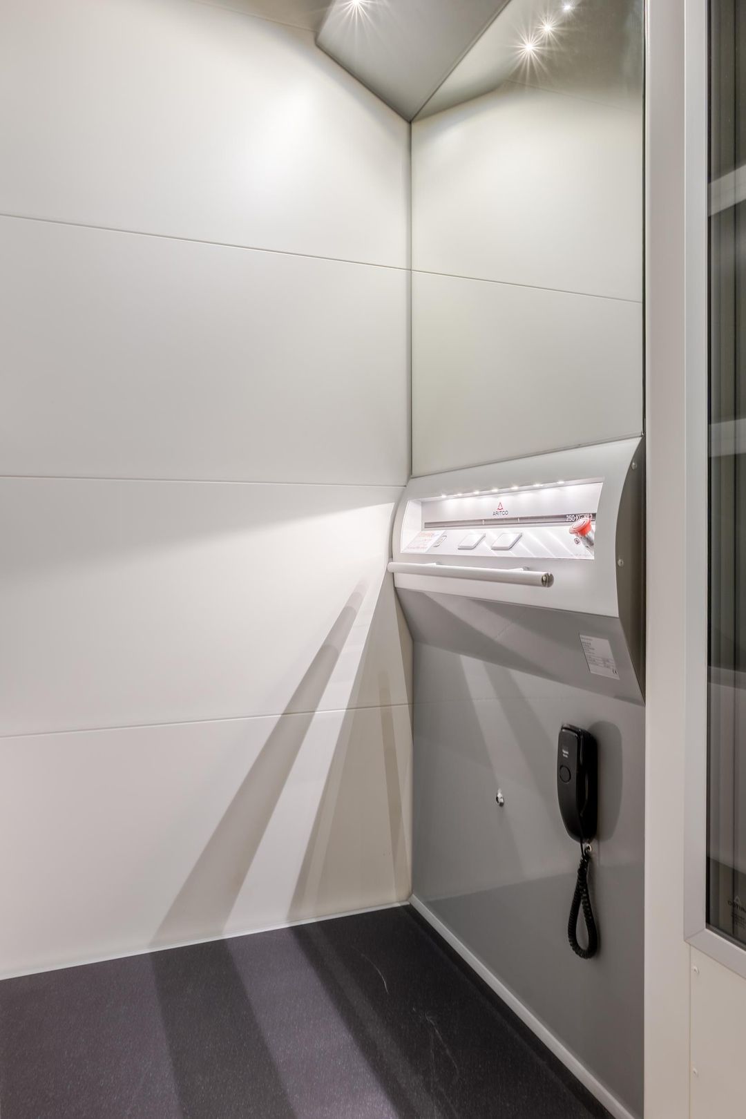 Photo 26 of Heerestraat 54-A