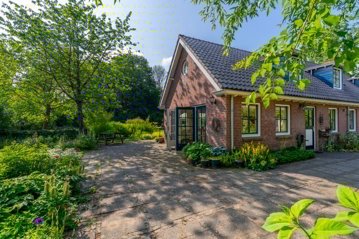 Foto 8 van Langbroekerdijk B 18-A