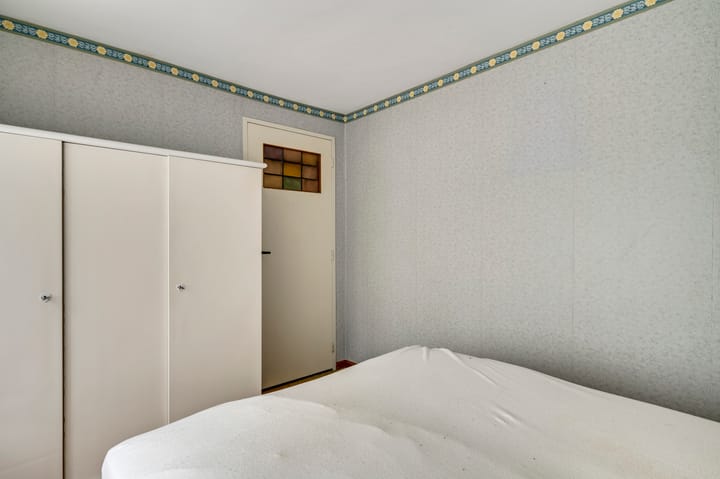 Foto 18 van Van Den Bongaertstraat 37