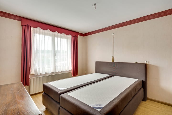 Foto 21 van Van Den Bongaertstraat 37